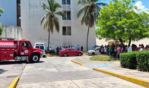 ¡CONATO DE INCENDIO EN CLÍNICA 57 IMSS DE CUAUHTÉMOC!