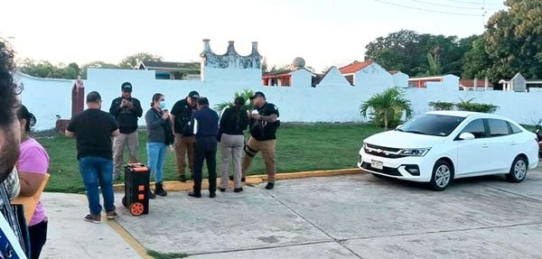 ¡EXHUMAN CADÁVER DE CIVIL ASESINADO POR POLICÍAS DE COSAMALOAPAN!