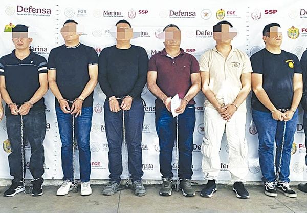 ¡DETIENEN A 5 MARINOS! - Y A UN POLICÍA DE LA SSP