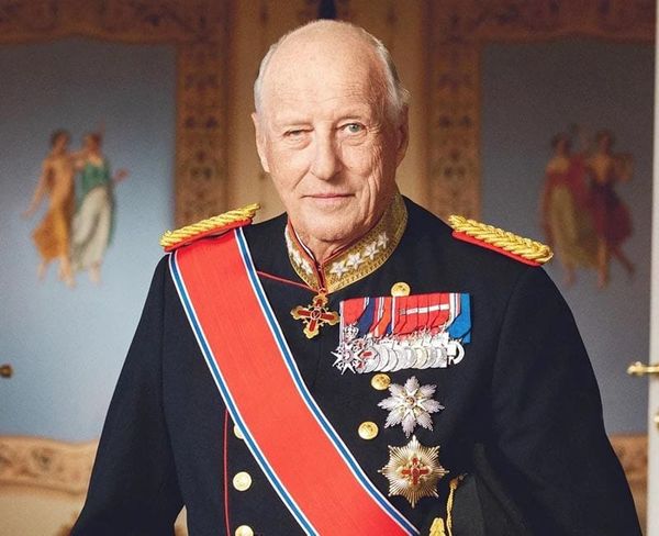 ¡MUERE EL REY DE NORUEGA! - ESTA MADRUGADA