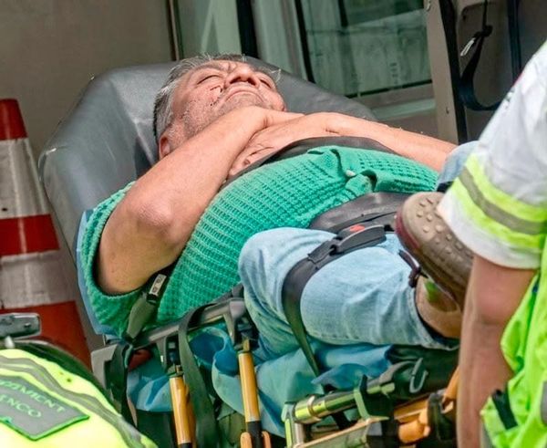 ¡SE LE APARECE UN “MONSTRUO”! - A “LA TÍA JUSTA”