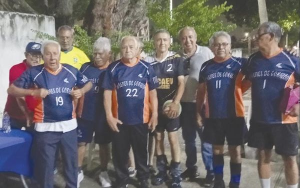 ¡HOMENAJE PARA ARTURO MACARTY GARCÍA!