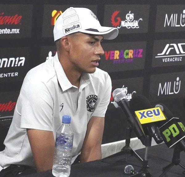 ¡“NUNCA ME HABÍA TOCADO JUGAR EN UN ESTADIO CON MUCHÍSIMA GENTE”!