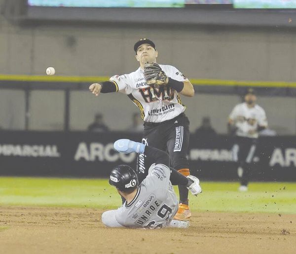 ¡UNA HISTORIA LLAMADA BÉISBOL! | EL ÁGUILA SE REESTRUCTURA - El Glorioso contará con dos piezas importantes rumbo al 2027. El Águila de Veracruz ya trabaja en la reestructuración del equipo con movimientos que buscan darle mayor profundidad al roster…