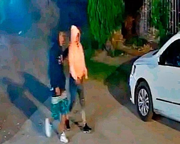 ¡ALERTAN POR LADRONES DE AUTOPARTES EN LAS AMAPOLAS!