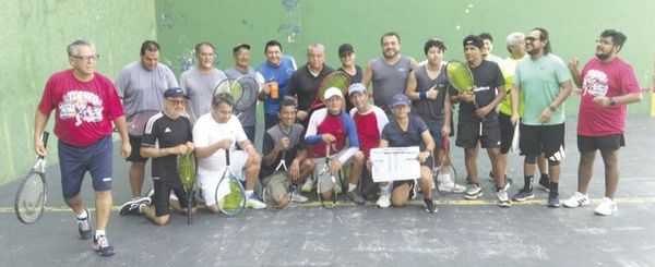 ¡TORNEO DE FRONTENIS EN LEYES DE REFORMA!