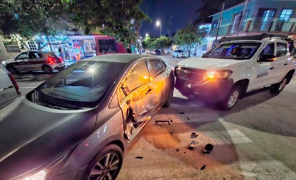¡SE HACEN “POMADA” EN LA AVENIDA GUADALUPE VICTORIA!