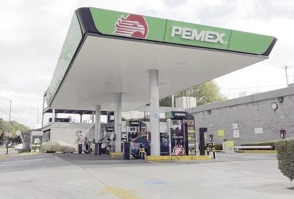 ¡FRENAN GASOLINAZO CON GOLPE AL ERARIO!