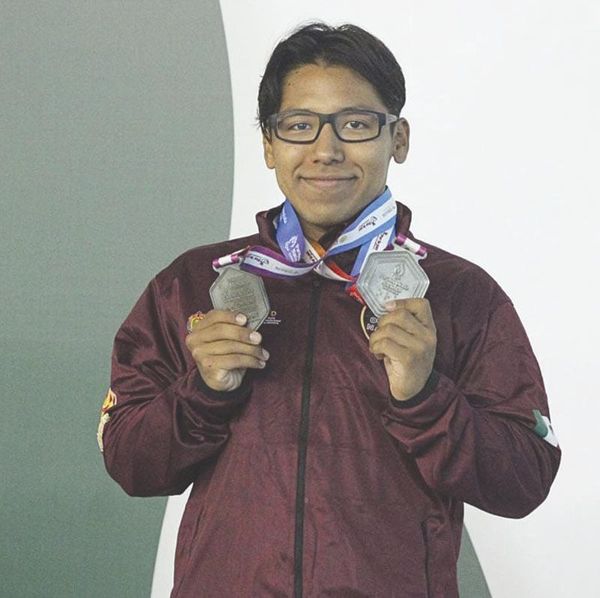 ¡Jared Isaí Oliva el máximo ganador con 7 preseas en la PARANATACIÓN!