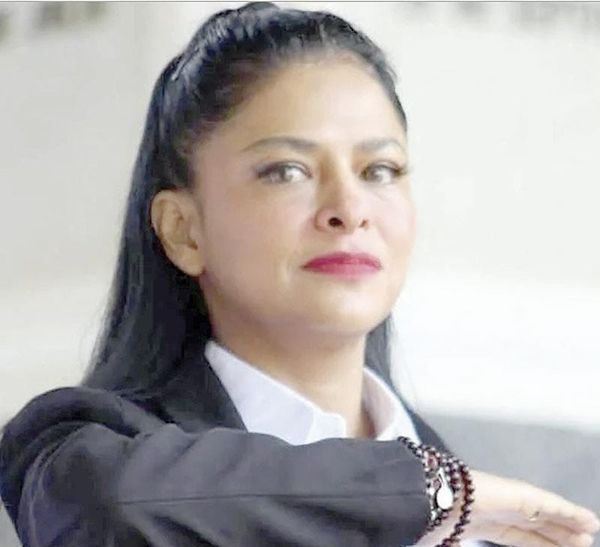 ¡DESIGNAN A FERNANDA CHÁVEZ COMO LA NUEVA ENCARGADA DEL IEEPO!