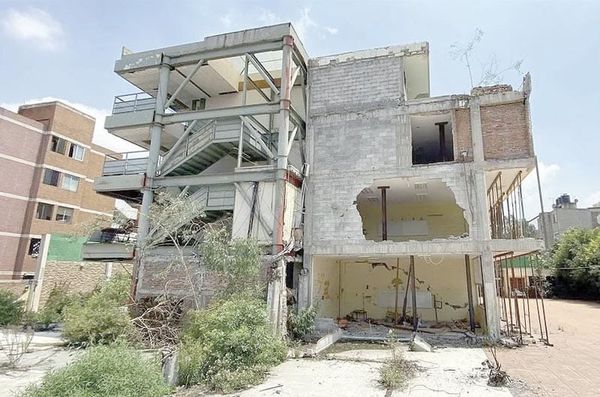 ¡CERTIFICÓ SEP AL RÉBSAMEN SIETE DÍAS ANTES DEL SISMO!