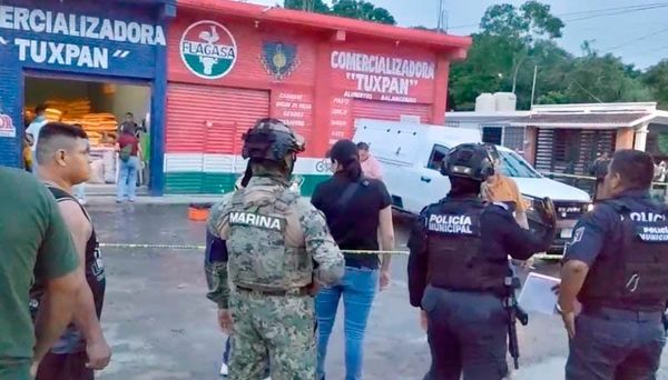 ¡EJECUTADO A BALAZOS EN TUXPAN!