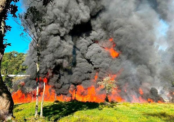 ¡INFIERNO EN LA CARRETERA! - EXPLOTA PIPA