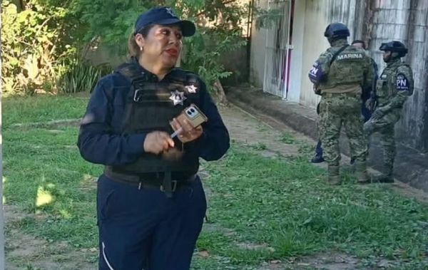 ¡ROBAN CAMIONETA EN ASALTO EN DOS LOMAS!