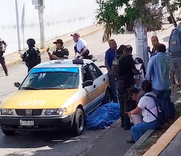 ¡TAXISTA PIERDE LA VIDA CUANDO ESPERABA PASAJE!