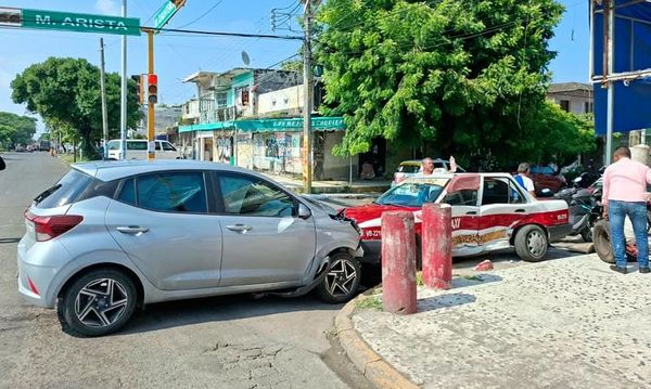 ¡CHOCAN DE FRENTE!