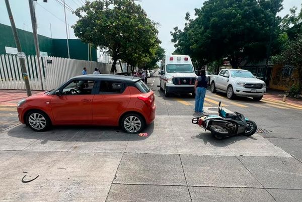 ¡DOS HERIDOS POR “TORTAZO” FRENTE A LA U.D. PAZOS SOSA!