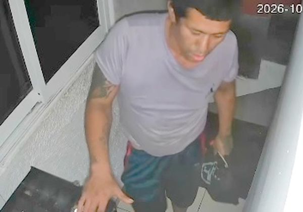 ¡ROBAN EN RESTAURANT ‘CHILAQUILES’!