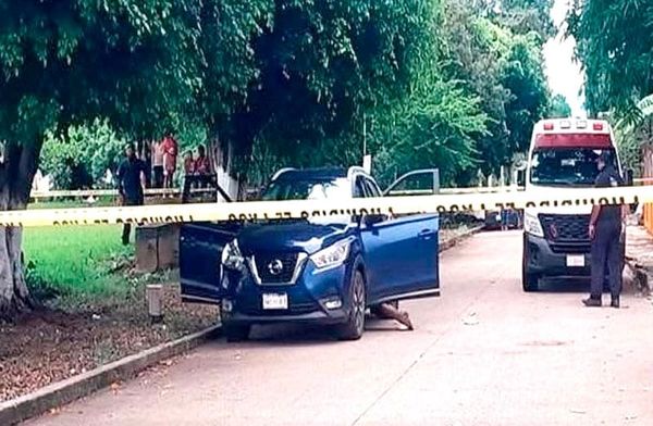 ¡DOS EJECUTADOS EN CUICHAPA! - UN PISTOLERO DISPARÓ EN CONTRA DE LOS OCUPANTES DE UNA CAMIONETA