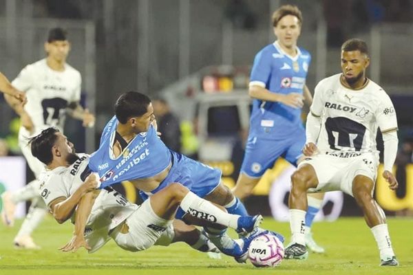 ¡AMARGA CRUZ AZUL VENGANZA DE PUMAS EN CU!