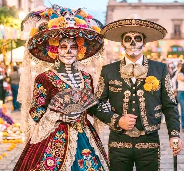 PASARELA DE CATRINAS Y CATRINES
