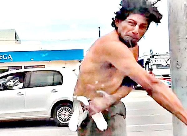 ¡DETIENEN A LIMPIA-PARABRISAS POR MOSTRAR SUS MISERIAS!