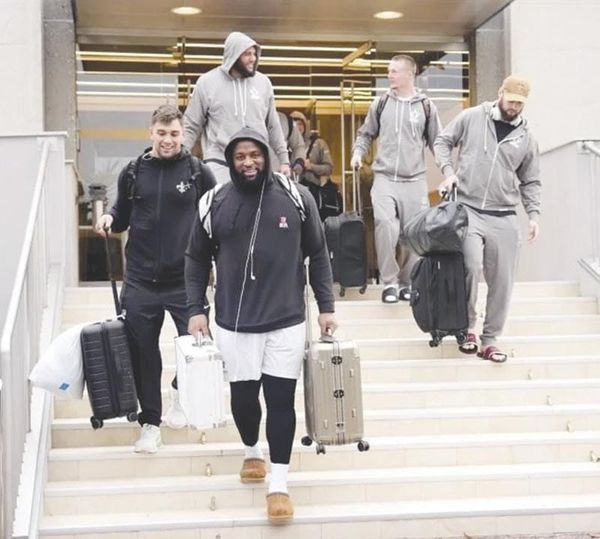 ¡DUELO ENTRE SAINTS Y STEELERS EN FRANCIA SIGUE SIN CAMBIOS!