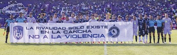 ¡RACING DE TUXTEPEC SUPERÓ A CELAYA!