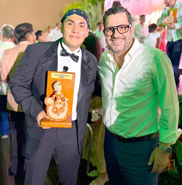 ABELCHELO, RECONOCIDO POR SU APORTACIÓN A LA PROMOCIÓN TURÍSTICA DE VERACRUZ