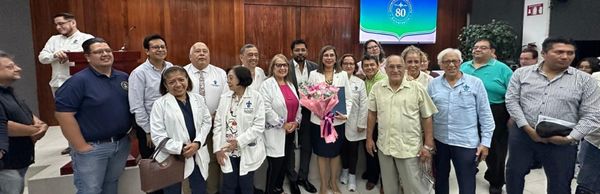 Llega la Primera Mujer Directora de Medicina de la UV!