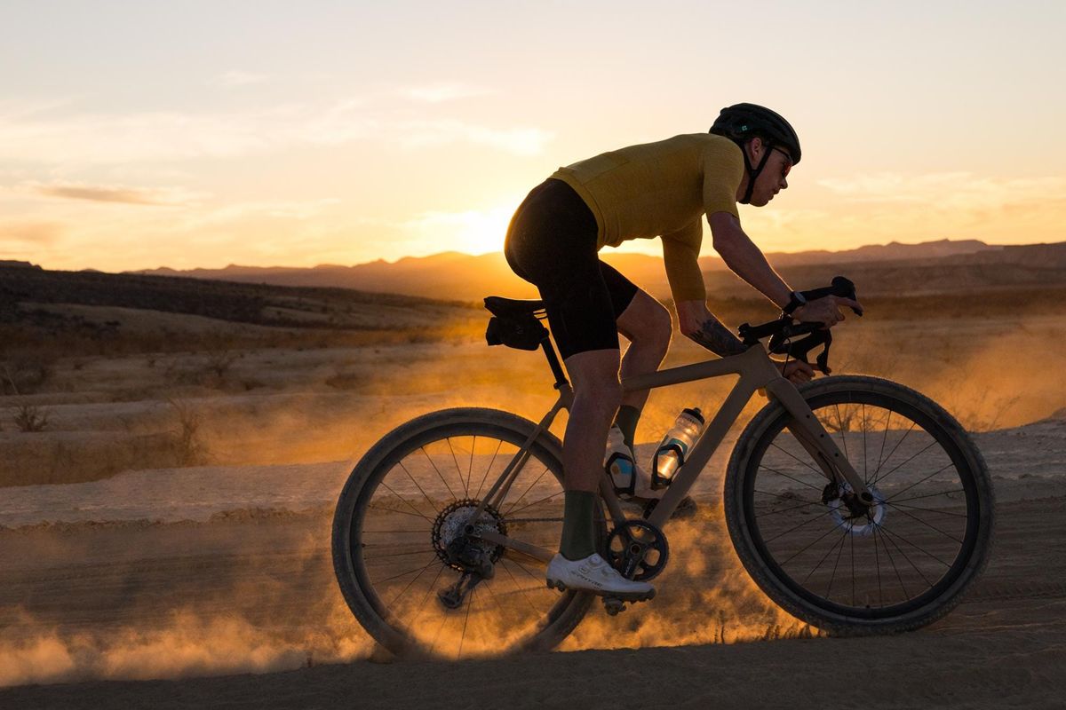 Shimano Cuts the Cords: Introducing the All-New Wireless 1x12 GRX Di2 Gravel Group