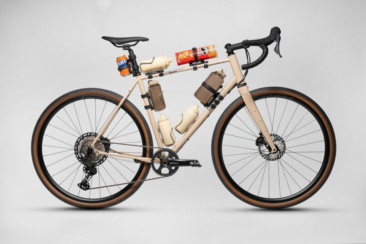 Finally, A Way to Strap Water to Your Bike That Doesn't Ruin the Paint