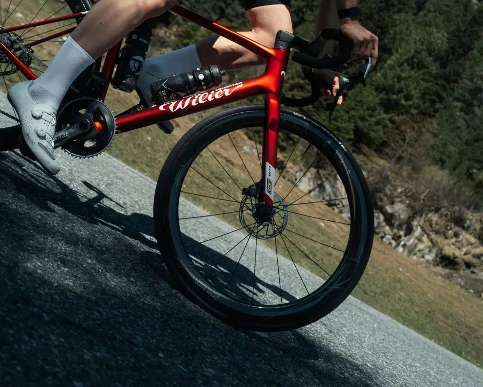 Hunt 4AM Limitless Wheels: 1,156g, Mixed Depths, and a $2,559 Price Tag