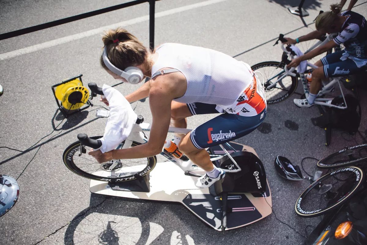 Realistic Indoor Training Comes at a Price: The Saris MP1 Nfinity Trainer Platform