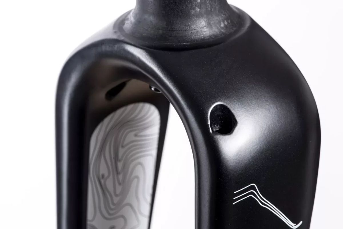 Cairn's New Full-Carbon Adventure Fork