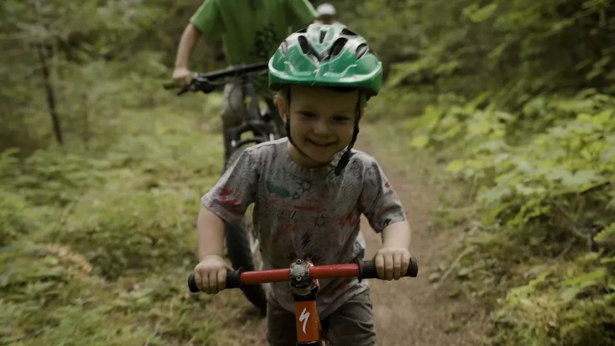 Video: Little Trail Hunter