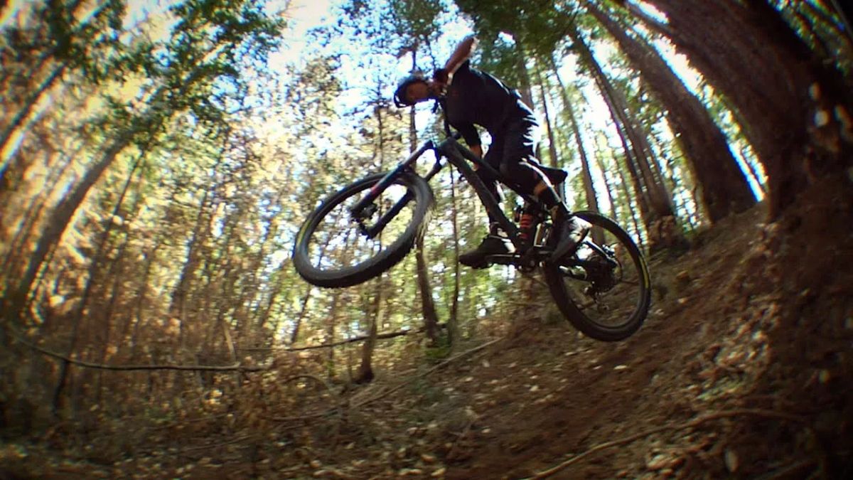 Rapha’s Performance Trailwear