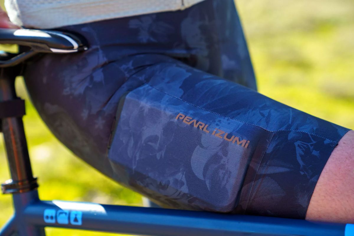 PEARL iZUMi Men's Expedition PRO Bib Short Review