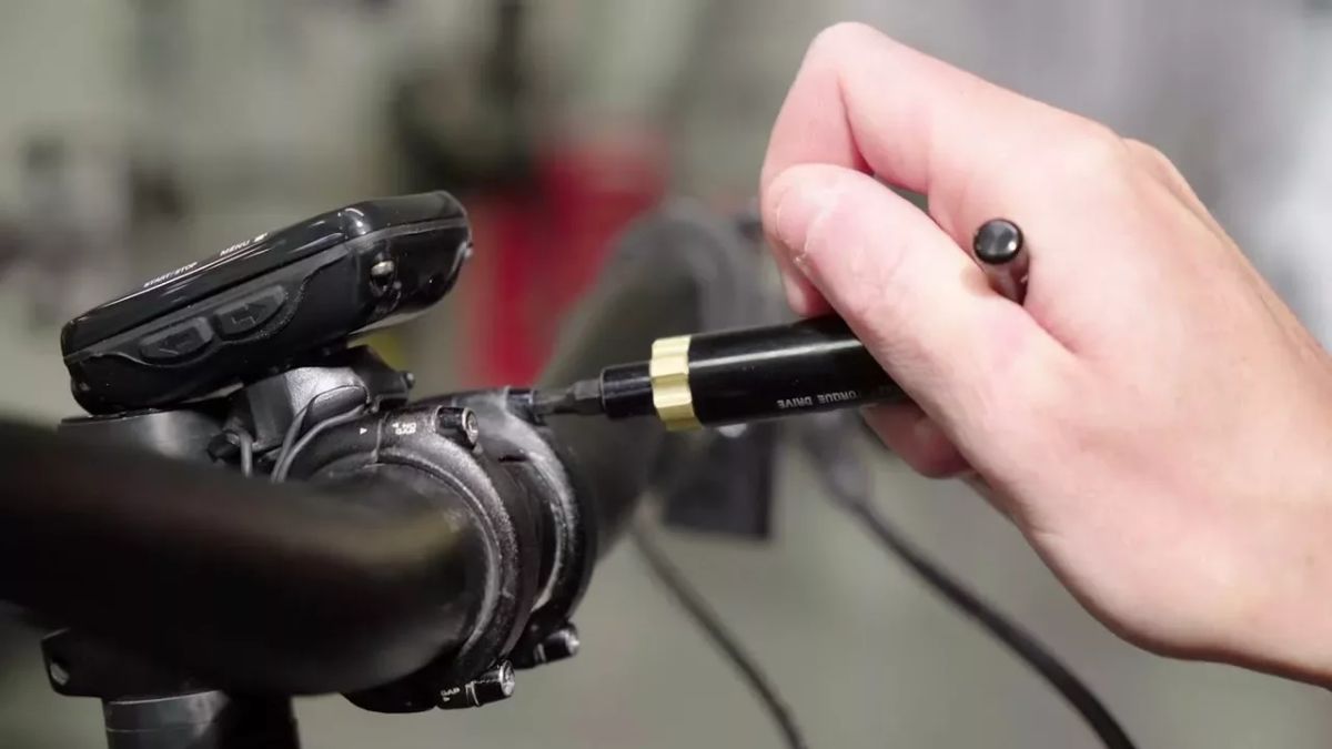 Lezyne: Pocket Torque Drive is Small Enough to Bring Along