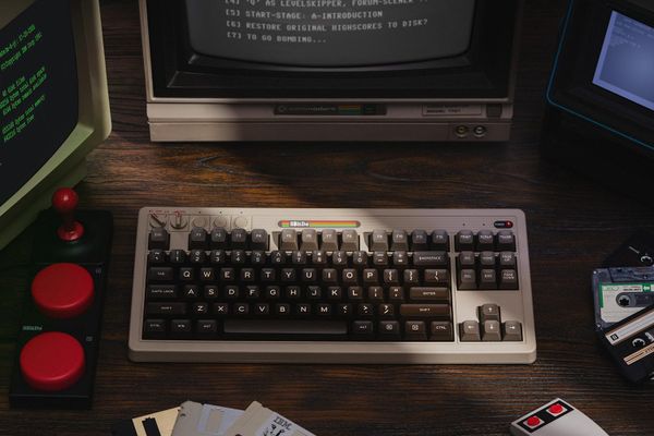 Nostalgia Reimagined: The New 8BitDo Keyboard Inspired by Commodore 64