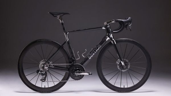 Bastion Archetype - Fusing 3D Printing, Carbon, and Aerodynamics