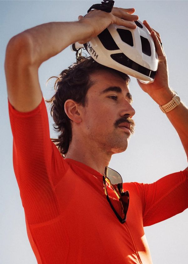 Pearl Izumi PI/Red: Compression Kit with Sweat-Activated Cooling Tech
