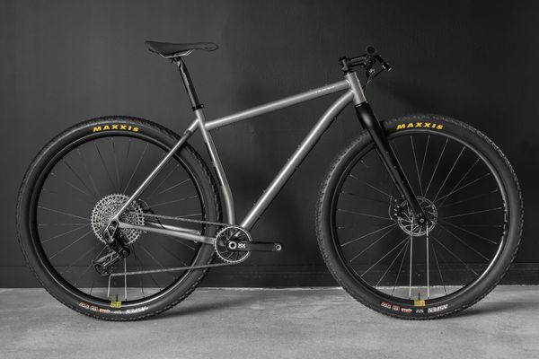 Twin Six Ti 3X2: A $2,150 Titanium Frame for the 32-Inch Curious