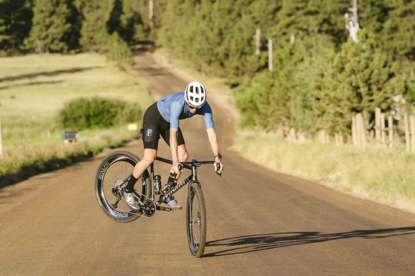 Mosaic GT i55: 55mm Tires, Shorter Chainstays, and a $5K Entry Point