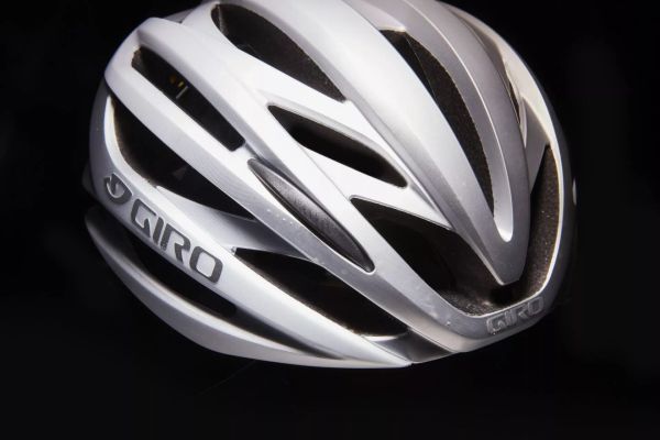 REI Will Again Stock Giro, Bell, and Blackburn After Vista Outdoors Sells Firearm Companies