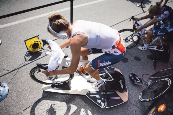 Realistic Indoor Training Comes at a Price: The Saris MP1 Nfinity Trainer Platform