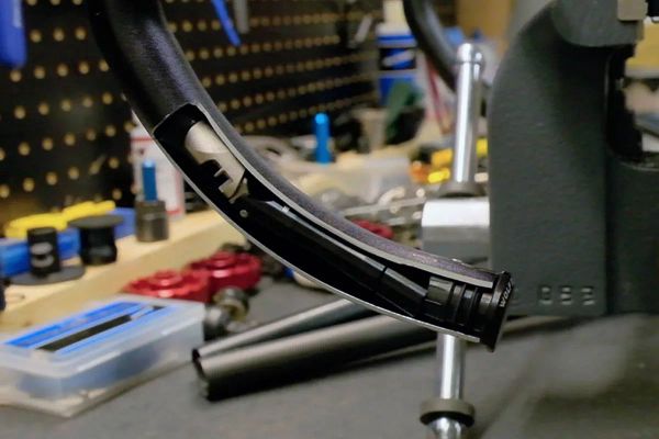 Wolf Tooth Components EnCase System Hides All the Tools Inside Flat or Drop Bars