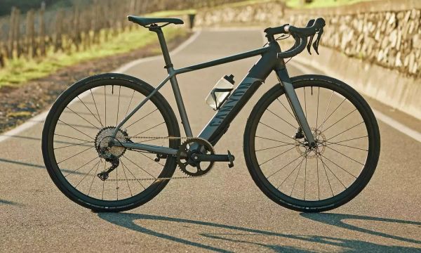 Canyon Endurace:ON AL the Brand's First E-Road Bike