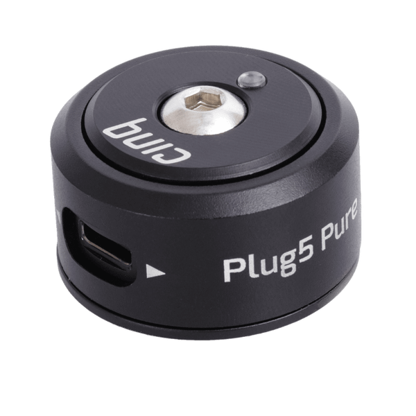 Cinq's Plug5 Pure Delivers USB Charging via Dynamo