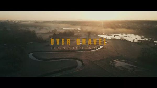 On Gravel: Between a Recipe and Magic